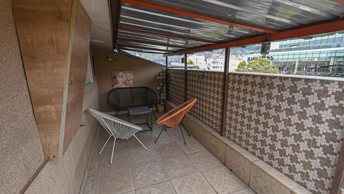 4 Bedroom Apartment On Liberty Square Tbilisi Exterior foto